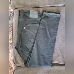Levis 512 jeans